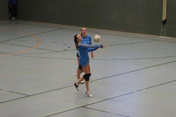 Bild 44 - U18w 1.Tag am 12.11.11